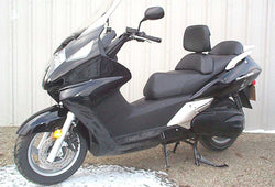 Honda Silver Wing Scooter with a Utopia backrest